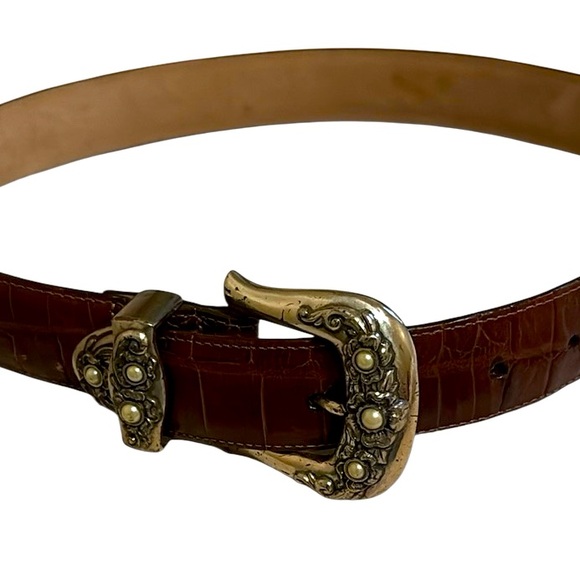 Brighton Accessories - Brighton Brown Leather Belt with Pearl Like Ornate Silver Buckle Style #M 23507